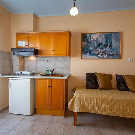 Xenia Palace Luxury Apartments Nea Vrasna Ngoại thất bức ảnh