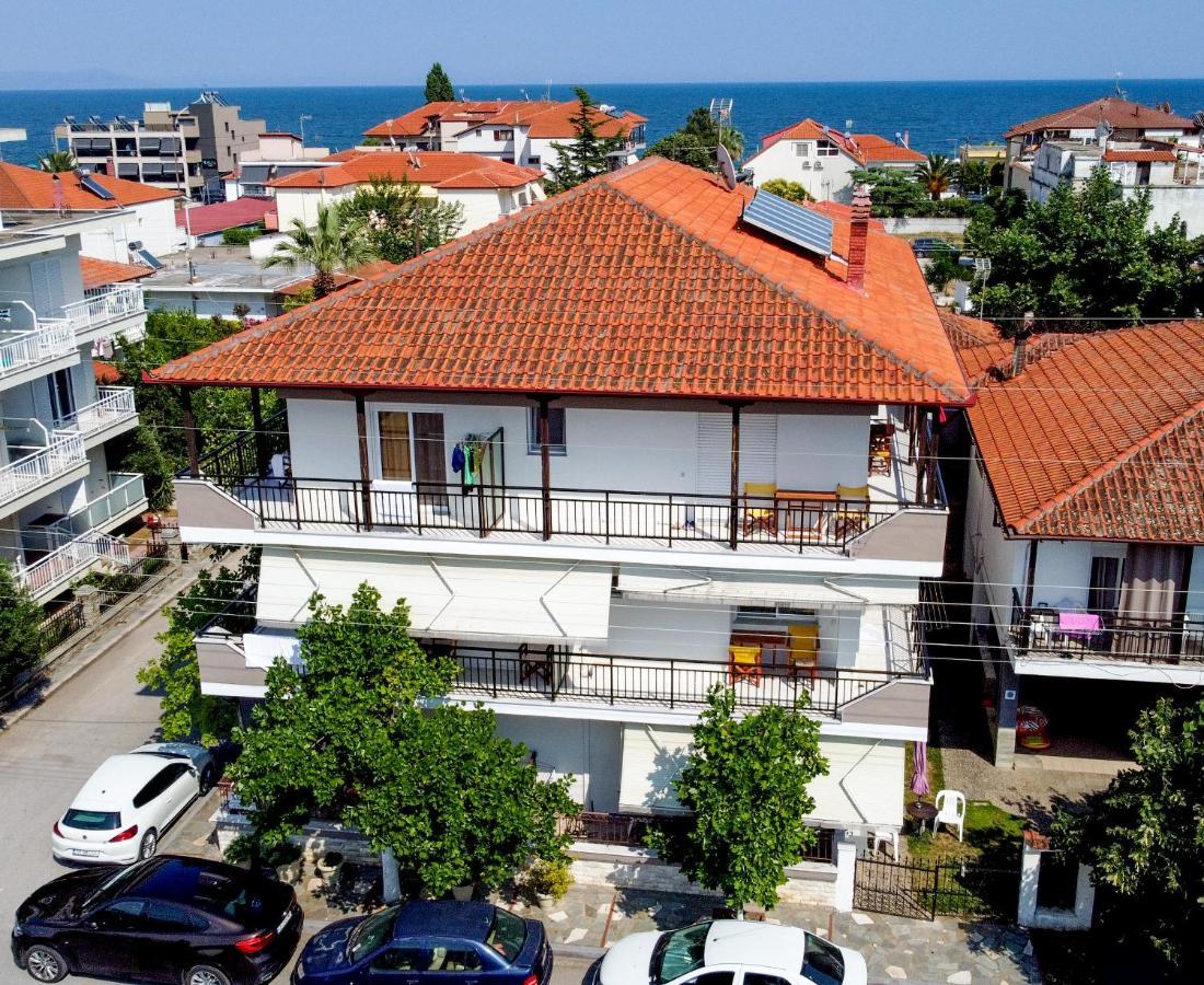 Xenia Palace Luxury Apartments Nea Vrasna Ngoại thất bức ảnh