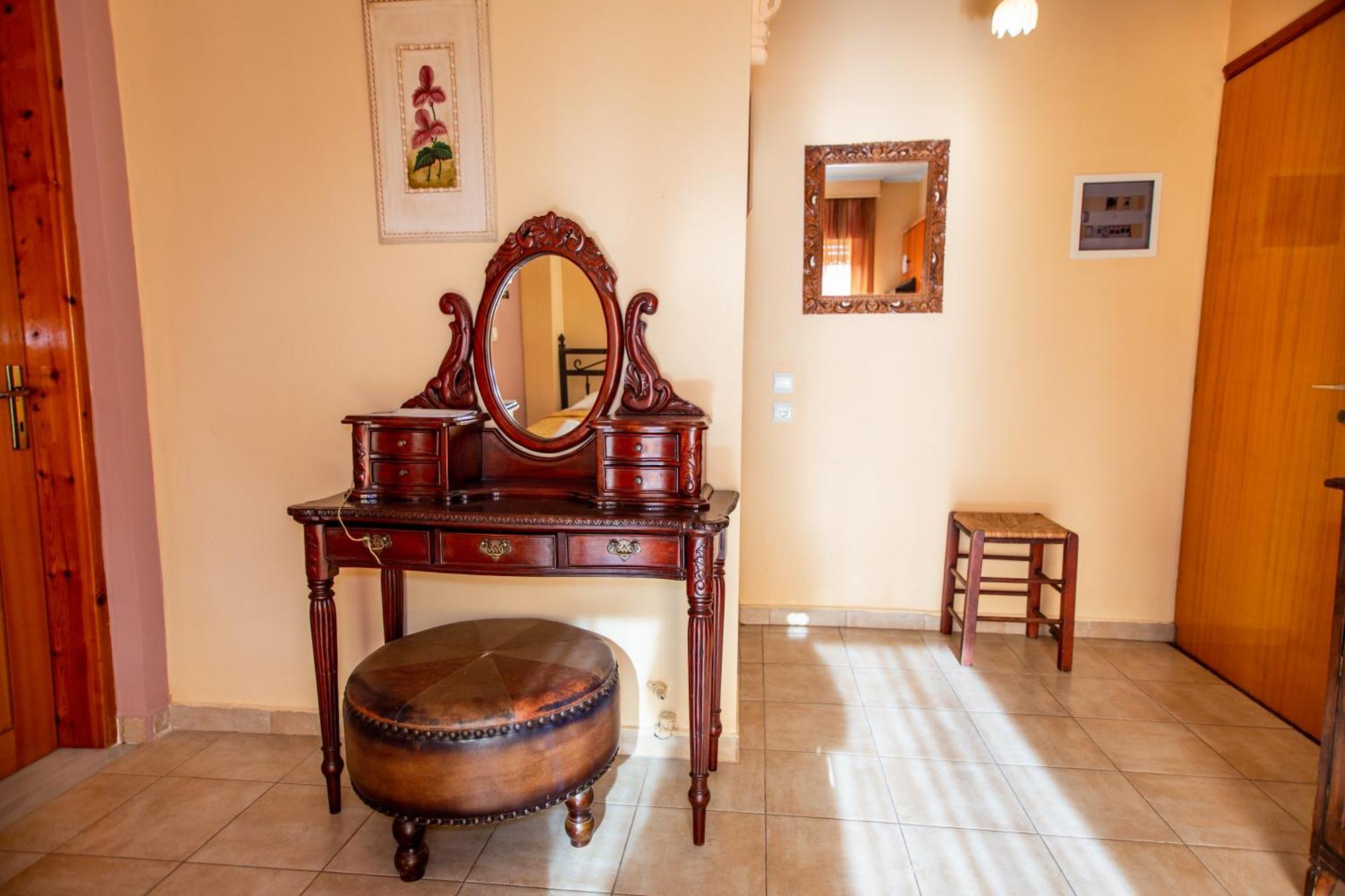 Xenia Palace Luxury Apartments Nea Vrasna Ngoại thất bức ảnh