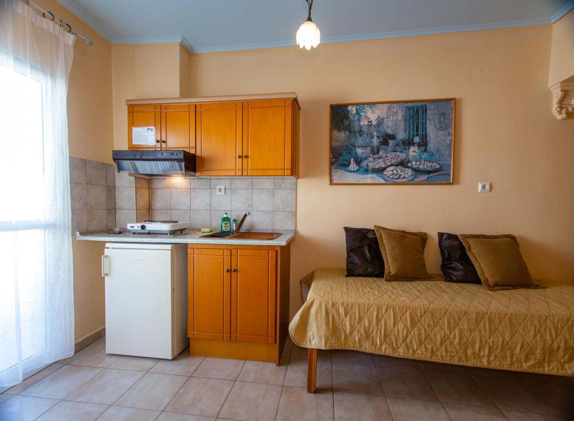 Xenia Palace Luxury Apartments Nea Vrasna Ngoại thất bức ảnh