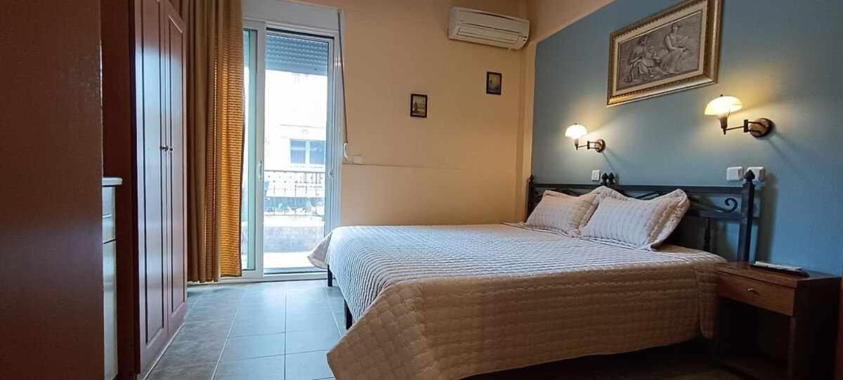 Xenia Palace Luxury Apartments Nea Vrasna Ngoại thất bức ảnh